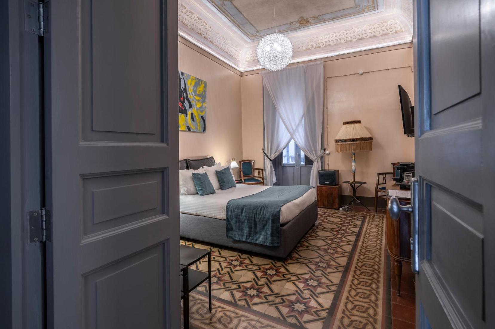 360Me Palace Мессина Экстерьер фото
